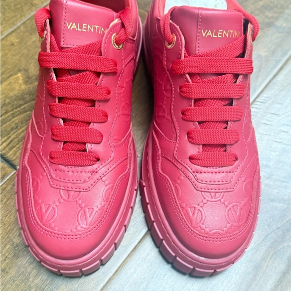 Valentino Vibrant pink Sneakers